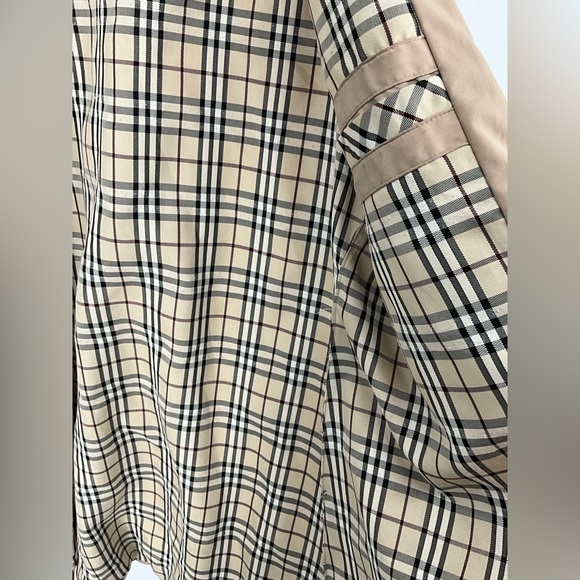 Burberry Tan Trench Coat - Picture 4 of 6